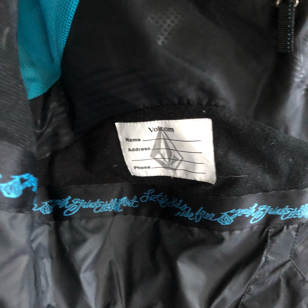 Volcom Snowboard Jacket Size Small. Unisex - image 5